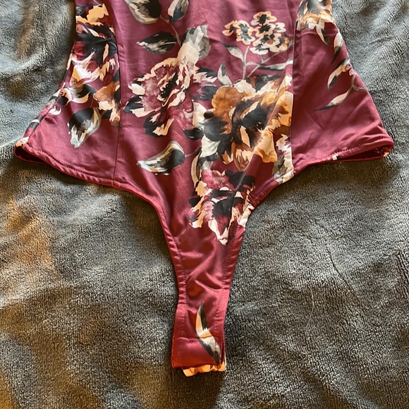 Guess body suit - Picture 6 of 9